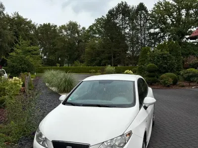 Gebraucht Seat Ibiza 81 PS (59 kW) 2009 Weiß Kleinwagen