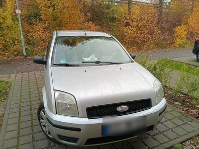 Gebraucht Ford Fusion 75 PS (55 kW) 2004 Silber Kleinwagen