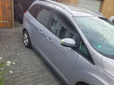 Gebraucht Ford Grand C-Max Trend 116 PS (85 kW) 2013 Silber Van / Kleinbus