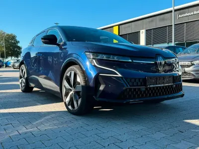 Gebraucht Renault Megane E-Tech Komfort 161 kW (220 PS) 2025 Blau Limousine