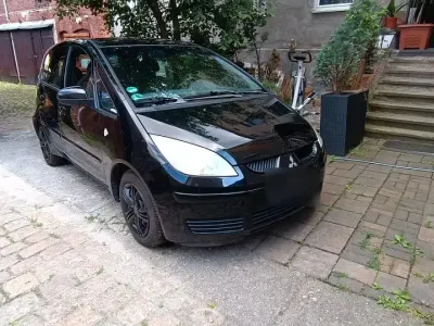 Gebraucht Mitsubishi Colt 109 PS (80 kW) 2006 Schwarz Kleinwagen