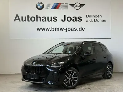 Gebraucht BMW 225 Performance 245 PS (180 kW) 2025 Schwarz Van / Kleinbus