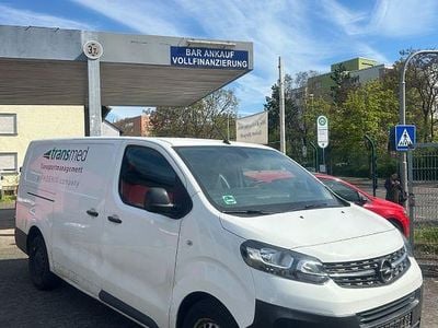 Second-hand Opel Vivaro Edition 122 CP (89 kW) 2021 Alb Monovolum