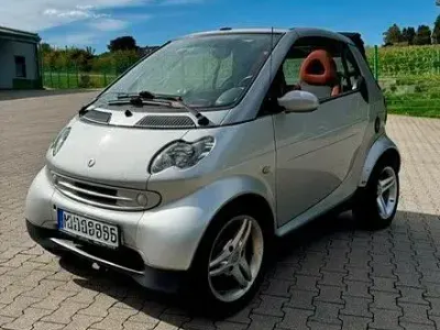 Gebraucht Smart ForTwo Cabrio Passion 61 PS (44 kW) 2003 Silber Cabrio