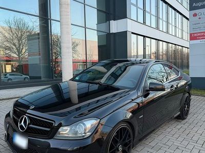 Gebraucht Mercedes C220 AMG 170 PS (125 kW) 2012 Schwarz Coupé