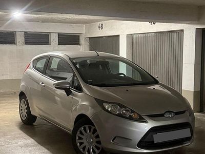 Gebraucht Ford Fiesta 80 PS (58 kW) 2009 Silber Kleinwagen