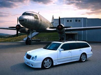 Used Mercedes E430 Avantgarde 279 HP (205 kW) 2001 White Sedan