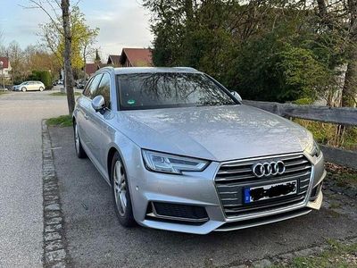 Second-hand Audi A4 S-Line 150 CP (110 kW) 2019 Argintiu Break