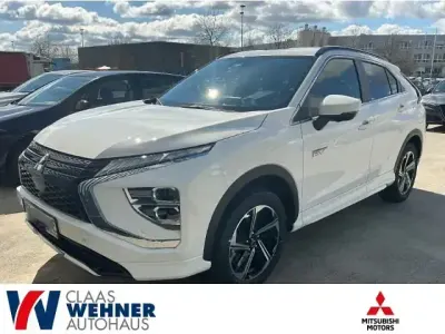 Gebraucht Mitsubishi Eclipse Cross Plus 188 PS (138 kW) 2022 S) (weiss SUV
