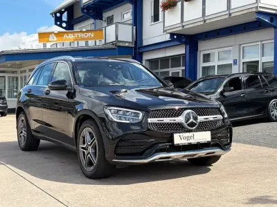 Gebraucht Mercedes GLC200 AMG 163 PS (119 kW) 2022 Schwarz SUV
