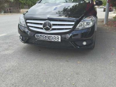 Mercedes B200