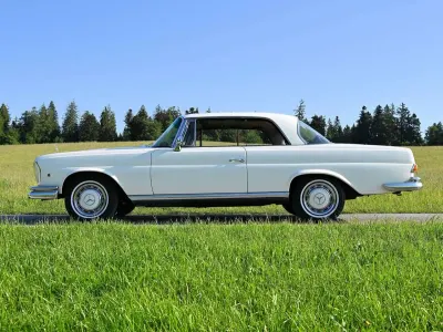 Używany Mercedes W111 120 KM (88 kW) 1962 Biały Coupe
