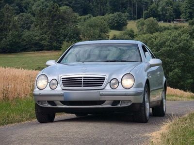Gebraucht Mercedes CLK320 218 PS (160 kW) 1998 Silber Coupé
