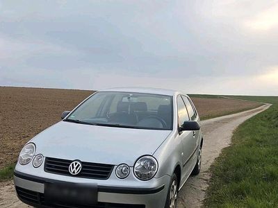 Gebraucht VW Polo 75 PS (55 kW) 2003 Grau Kleinwagen