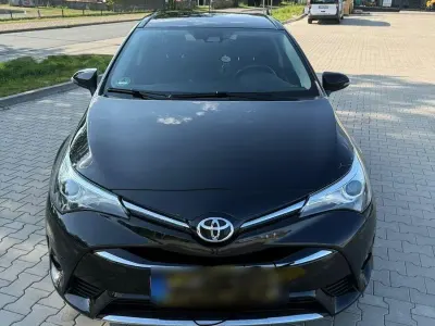 Gebraucht Toyota Avensis Edition-S 147 PS (108 kW) 2017 Schwarz Limousine