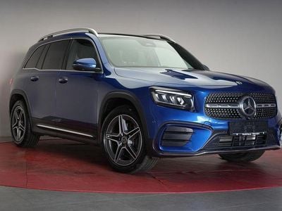 Mercedes GLB220