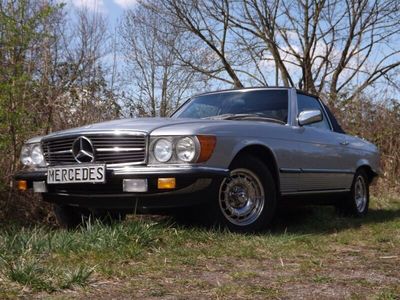 Usata Mercedes SL380 163 CV (119 kW) 1984 Grigio