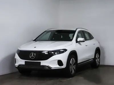 Gebraucht Mercedes EQA250 Advanced 139 kW (190 PS) 2025 Unilack polarweiß SUV