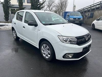 Weiß Gebraucht 2019 Dacia Sandero Essentiel Limousine | 7.490 € (Fairer Preis)