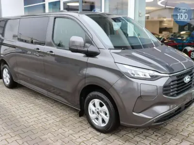 Neu Ford Transit Custom Limited 136 PS (100 kW) 2025 Weiß Van / Kleinbus