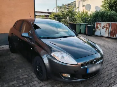 Gebraucht Fiat Bravo 90 PS (66 kW) 2009 Grau Kleinwagen
