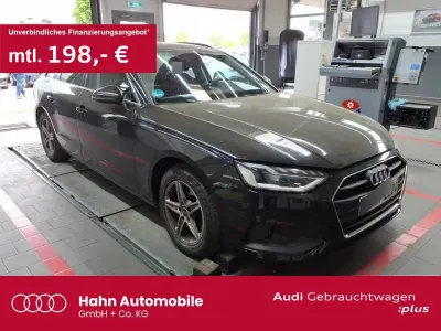 Gebraucht Audi A4 Sport 150 PS (110 kW) 2023 Brillantschwarz Kombi