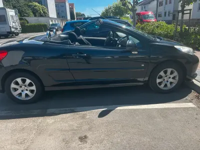 Gebraucht Peugeot 207 CC 120 PS (88 kW) 2009 Cabrio