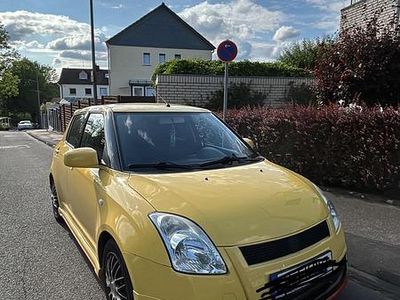 Usata Suzuki Swift 92 CV (67 kW) 2007 Giallo Utilitaria