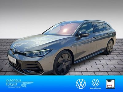 Gebraucht VW Passat R-line 150 PS (110 kW) 2024 Grau Limousine
