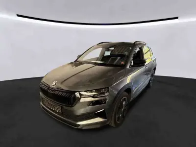 Używany Skoda Karoq SportLine 190 KM (139 kW) 2023 Szary SUV