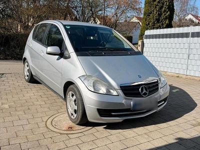 Gebraucht Mercedes A160 82 PS (60 kW) 2010 Silber Kleinwagen