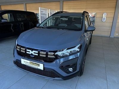 Neu Dacia Jogger Expression 91 PS (66 kW) 2026 Grau Van / Kleinbus