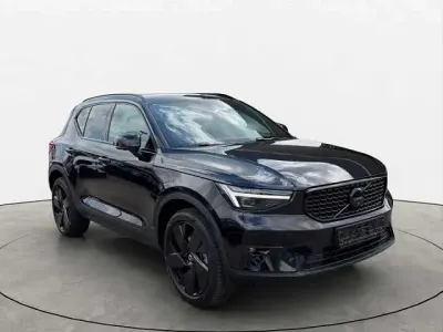 Gebraucht Volvo XC40 120 PS (88 kW) 2025 SUV