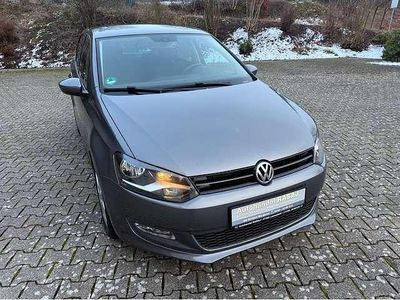Grau Gebraucht 2013 VW Polo Highline Kleinwagen | 6.790 € (Fairer Preis)