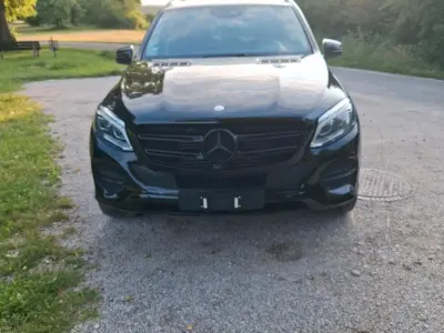 Gebraucht Mercedes GLE350 258 PS (189 kW) 2015 Schwarz SUV