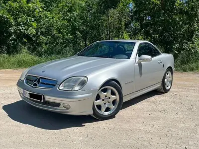 Gebraucht Mercedes SLK230 197 PS (144 kW) 2002 Silber Cabrio