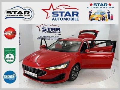 Gebraucht Ford Focus Titanium 125 PS (91 kW) 2023 Rot Kombi