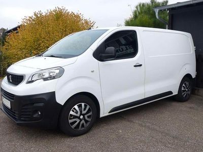 Gebraucht Peugeot Expert Premium 150 PS (110 kW) 2017 Weiß Van