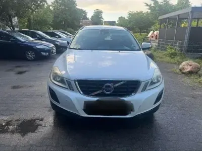 Gebraucht Volvo XC60 163 PS (119 kW) 2010 Silber SUV