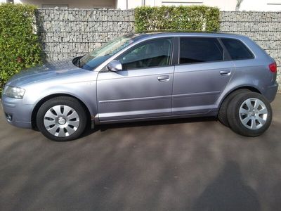 gebraucht Audi A3 Sportback 2.0 FSI Attraction 150PS