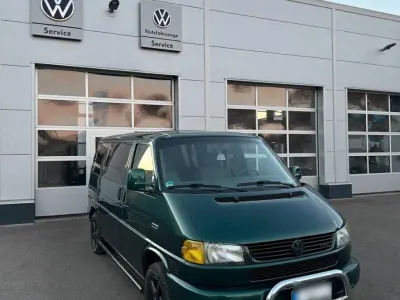Gebraucht VW Multivan 102 PS (75 kW) 1998 Grün Van / Kleinbus