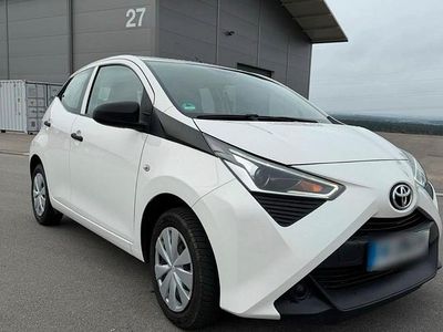 Usata Toyota Aygo 72 CV (52 kW) 2020 Bianco Utilitaria