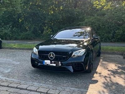 Mercedes E43 AMG