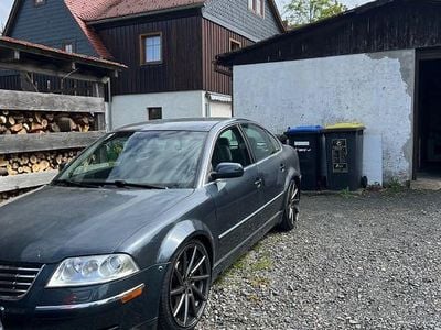 Schwarz Gebraucht 2001 VW Passat Limousine | 2.199 € (Fairer Preis)