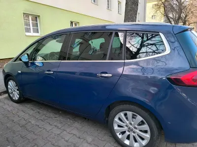Usata Opel Zafira Tourer 131 CV (96 kW) 2012 Blu Monovolume