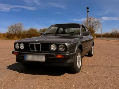 Gebraucht BMW 316 97 PS (71 kW) 1985 Grau Coupé