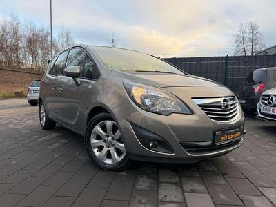 Gebraucht Opel Meriva Innovation 140 PS (102 kW) 2010 Muskatgrau/muskat braun(m2) Van / Kleinbus