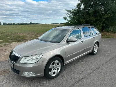 Gebraucht Skoda Octavia 140 PS (102 kW) 2009 Schwarz Kombi