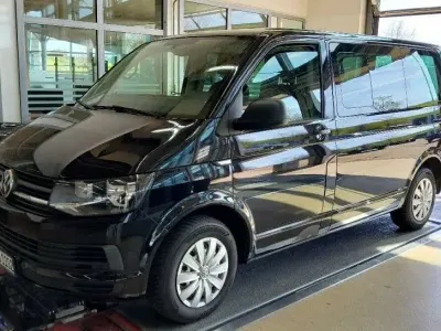 Gebraucht VW Multivan 150 PS (110 kW) 2017 Schwarz Van / Kleinbus