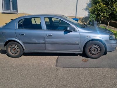 gebraucht Opel Astra 100.000km erst 4 Türig